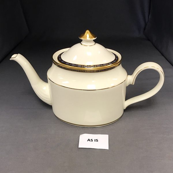 Minton - St. James - Teapot Large - Echo's China